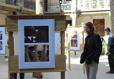 Con exposición fotográfica y diálogo sobre inmigrantes comenzó la Semana del Patrimonio en la PUCV - Foto 1