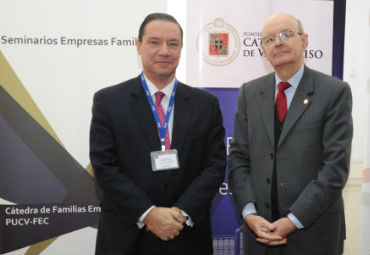 PUCV y Familias Empresarias de Chile suscriben convenio de cooperación - Foto 1