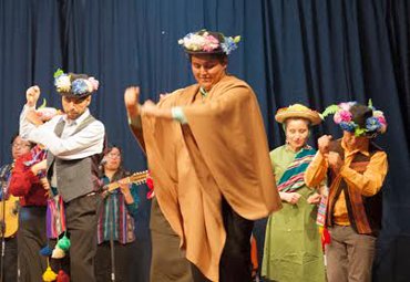 Conjunto Folclórico PUCV realizó colorida muestra de bailes religiosos del Norte Grande - Foto 3