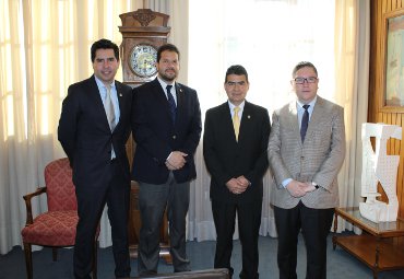 Rector de la Universidad Católica Boliviana “San Pablo” visita la PUCV - Foto 1