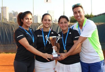 Selección de Tenis Damas PUCV es tricampeona en Juegos Universitarios Navales - Foto 1