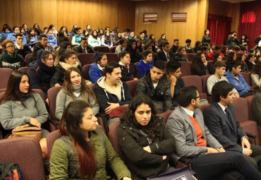 Seremi de Educación asiste a charla sobre ingeniería con más de 140 estudiantes PACE - Foto 1