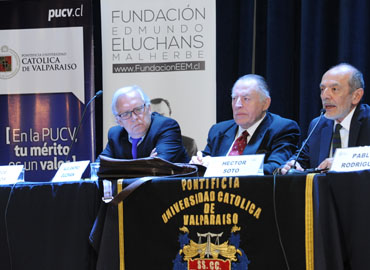 Expertos participan en debate constitucional en la PUCV - Foto 3