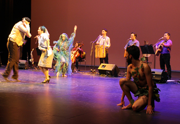 Alumnos recorrieron el país a través de la música y la danza - Foto 2