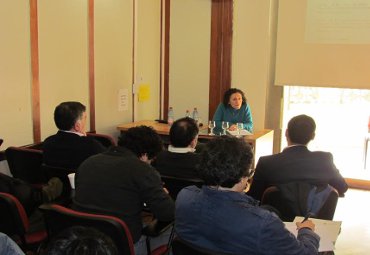 Instituto de Historia realizó seminario 