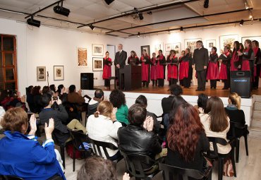 Coro Femenino de Cámara efectuó concierto en homenaje a Neruda - Foto 3