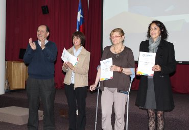PUCV apoya a vecinos de la Iglesia La Matriz para certificar nuevas competencias laborales - Foto 1