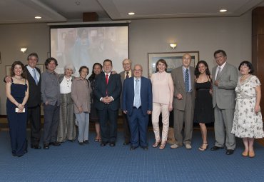 Carrera de Pedagogía Básica conmemora 50 años de historia con almuerzo de camaradería - Foto 4