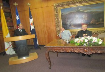 Cardenal Gianfranco Ravasi visitó la Facultad Eclesiástica de Teología - Foto 3