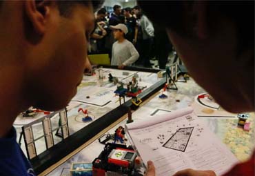 PUCV es sede de Torneo Regional de First Lego League - Foto 3