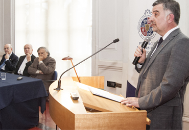 PUCV confiere el grado de Profesor Emérito al Premio Nacional de Historia Eduardo Cavieres - Foto 4