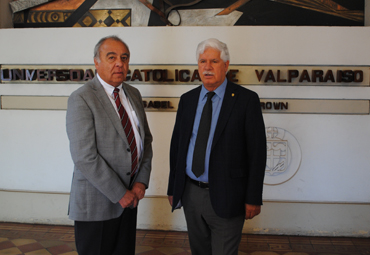 Vicerrector de Relaciones Institucionales y Vinculación con el Medio de la Universidad de Concepción realiza visita a la PUCV - Foto 1