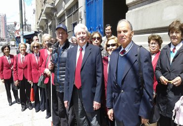 Fondo Margot Loyola de la PUCV recibe a investigadores y potencia vínculos con el sistema escolar - Foto 3