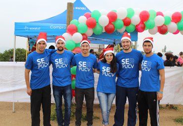 Alumnos realizaron Fiesta de Navidad en el Campamento Manuel Bustos de Viña del Mar - Foto 1