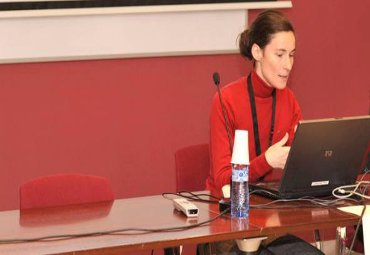 Profesora del ILCL gana proyecto internacional que une a investigadores de Chile y Francia - Foto 1