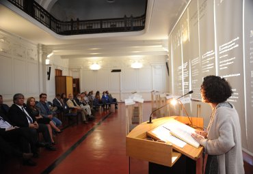 PUCV realiza ceremonia de presentación de libros ganadores en concurso de Monografías Académicas - Foto 2
