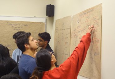 Proyecto de Innovación introdujo el Aprendizaje Activo en la Escuela de Ingeniería Bioquímica - Foto 1