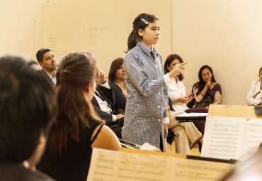 Orquesta de Cámara PUCV comienza temporada de conciertos educativos en Escuela República del Ecuador - Foto 4