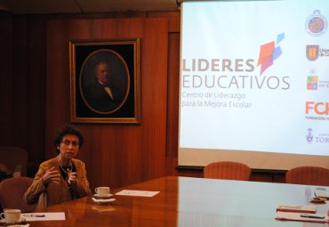 Senador Francisco Chahuán se reúne con representantes de LIDERES EDUCATIVOS para conocer detalles del proyecto - Foto 3