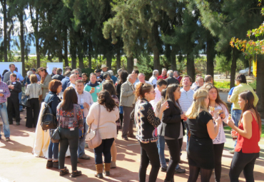 Agrónomos PUCV se reencuentran en campus La Palma