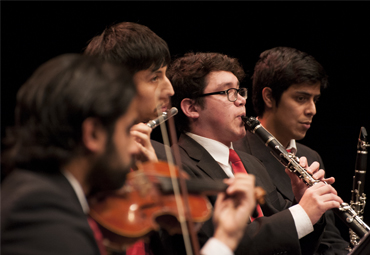 Orquesta de Cámara de la PUCV deslumbró a escolares en Conciertos para la Juventud - Foto 3