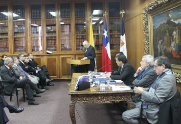 Senador Francisco Chahuán lanzó libro sobre modernización del Ministerio de RR.EE. - Foto 3
