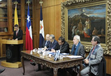 Senador Francisco Chahuán lanzó libro sobre modernización del Ministerio de RR.EE. - Foto 4