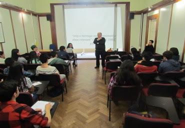 Instituto de Historia realizó jornada de capacitación del Encuentro Interescolar “Debatiendo Historia” - Foto 3