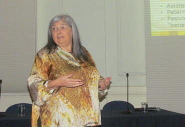 Experta en metodología de Aprendizaje y Servicio realizó conferencia en la PUCV - Foto 3