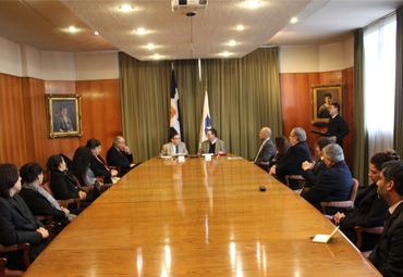 PUCV suscribe convenio con Alianza Francesa de Valparaíso - Foto 1