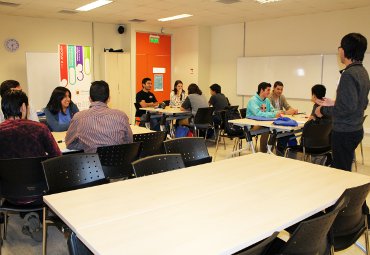 Estudiantes aprenden conceptos y metodologías relacionadas con el emprendimiento e innovación - Foto 1