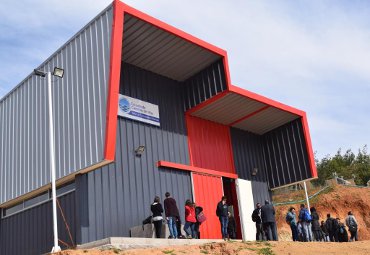Escuela de Ciencias del Mar de la PUCV inaugura Taller de Operaciones Marinas en Curauma - Foto 1
