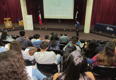 Estadística: Más de 90 alumnos secundarios participan en escuela de preparación para la PSU de Matemática - Foto 1