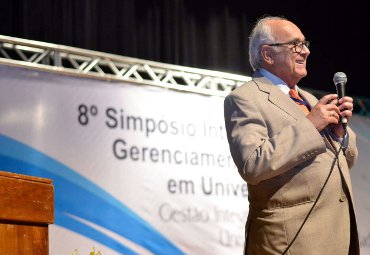 Profesor Marcel Szantó realizó conferencias magistrales en Brasil y Colombia - Foto 2