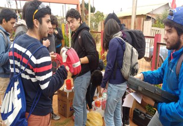 Alumnos de la PUCV realizaron instalaciones eléctricas en el Campamento Felipe Camiroaga - Foto 2