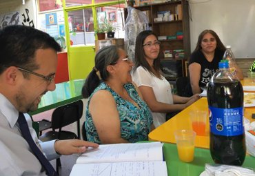 Profesionales de LIDERES EDUCATIVOS participan en acompañamiento a directores de escuelas durante su jornada laboral - Foto 1