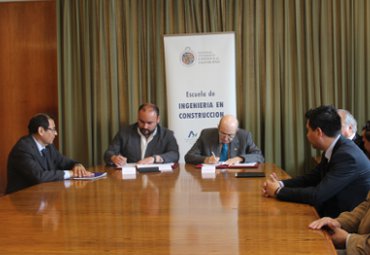 PUCV firma convenio de colaboración con Ilustre Municipalidad de Coquimbo - Foto 1