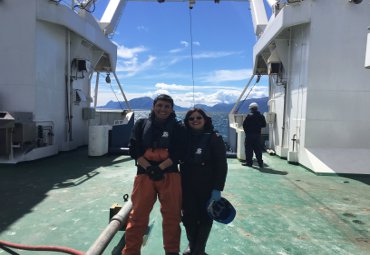 Investigadores PUCV desarrollan proyecto que busca caracterizar a invertebrados bentónicos de los glaciares - Foto 3