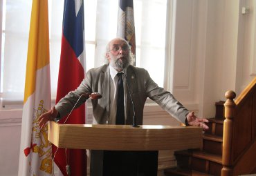 Historiadora Lucía Santa Cruz presentó el libro “La Igualdad Liberal” en la PUCV - Foto 3