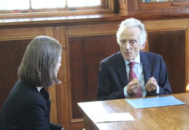 Dr. Peter Burke inauguró Simposio de Didáctica de las Ciencias Sociales: