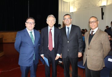 Dr. Peter Burke inauguró Simposio de Didáctica de las Ciencias Sociales: 