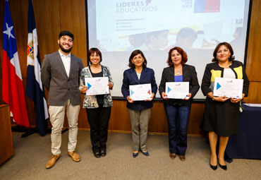 Más de 300 sostenedores, directores, jefes de UTP y docentes son certificados por LÍDERES EDUCATIVOS - Foto 3