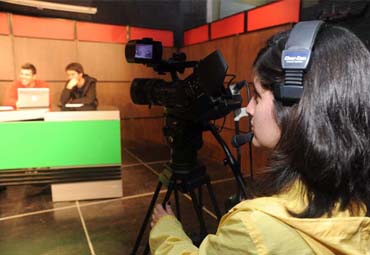 Estudiantes de Periodismo PUCV podrán mostrar sus producciones audiovisuales en UCV3 - Foto 1