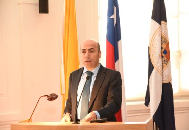 Contralor general de la República inaugura el año académico de la Escuela de Comercio - Foto 1