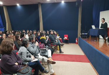 Facultad de Filosofía y Educación finalizó exitoso curso sobre el Barroco Latinoamericano - Foto 1