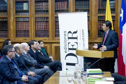 Se presenta libro “La Constitución Económica Chilena” del profesor José Luis Guerrero - Foto 2