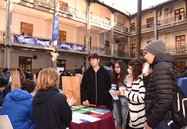 Católica de Valparaíso realiza ensayo PSU para estudiantes de enseñanza media de la región - Foto 3