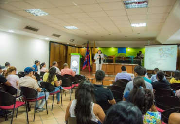 Directora de Escuela de Comercio PUCV fue invitada para fortalecer grupo de investigación de Contaduría Pública - Foto 2