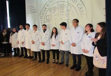 Más de 30 alumnos del Instituto de Historia viven ceremonia de Investidura de Práctica Docente Inicial - Foto 4