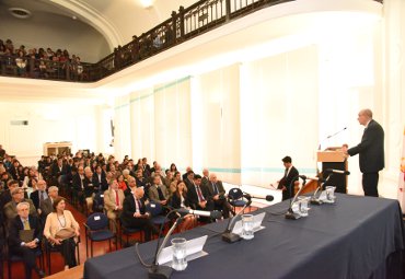 PUCV realizó Seminario “A 30 años del triunfo del No: ¿Qué le dice al Chile de hoy?” - Foto 1
